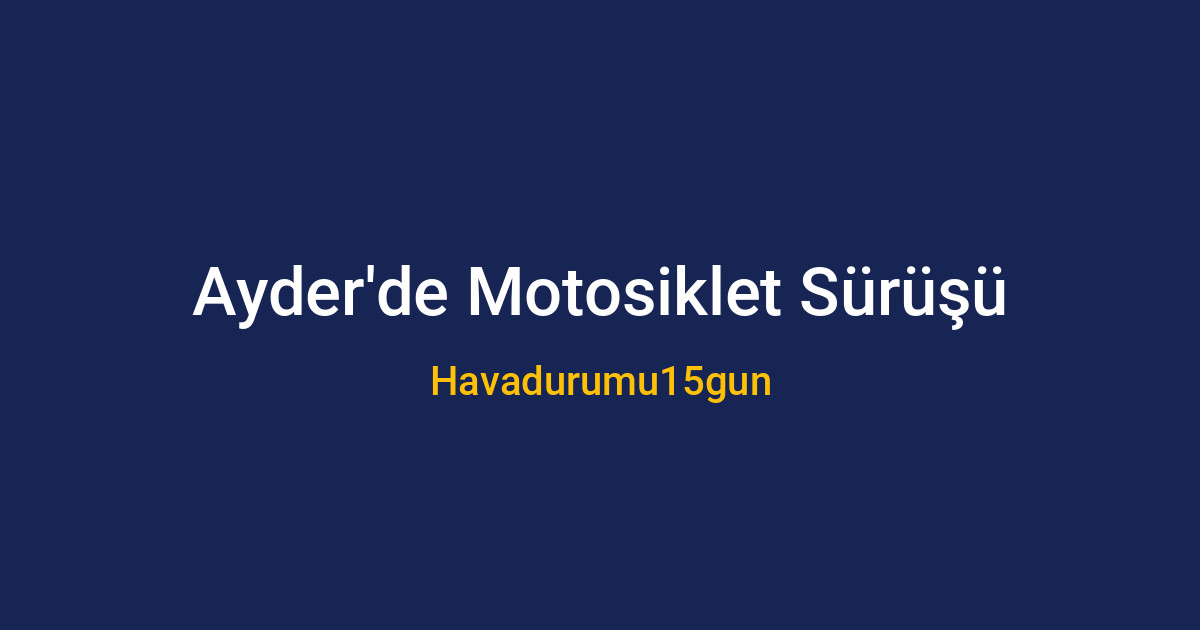 Ayder yaylasında motosiklet süren bir sürücü